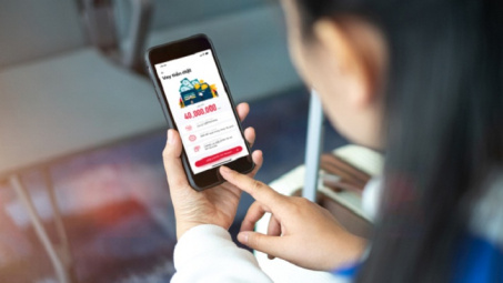 Home Credit lọt Top 100 Cwincom hiện đang mở bền vững Việt Nam nhờ chiến lược ESG toàn diện